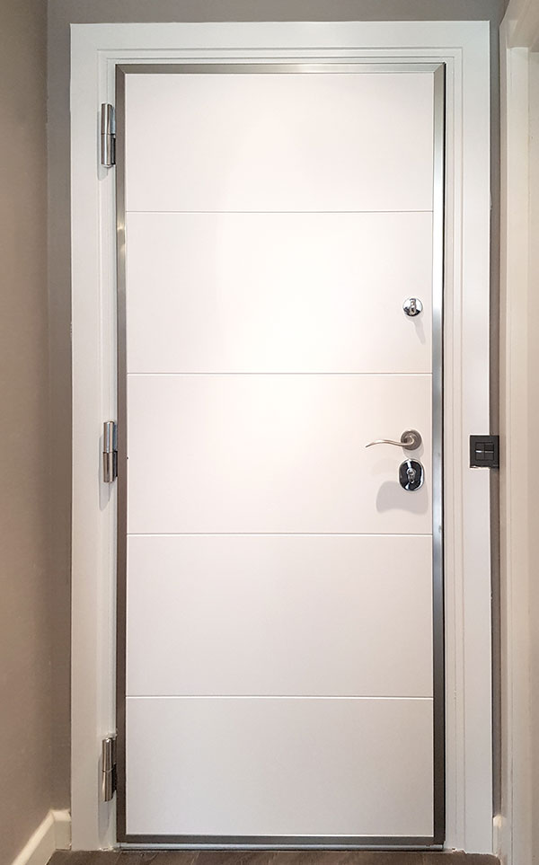 Exterior Aluminio - Acorasur Técnicos en Seguridad. Puertas acorazadas.  Acorasur Técnicos en Seguridad. Puertas acorazadas.